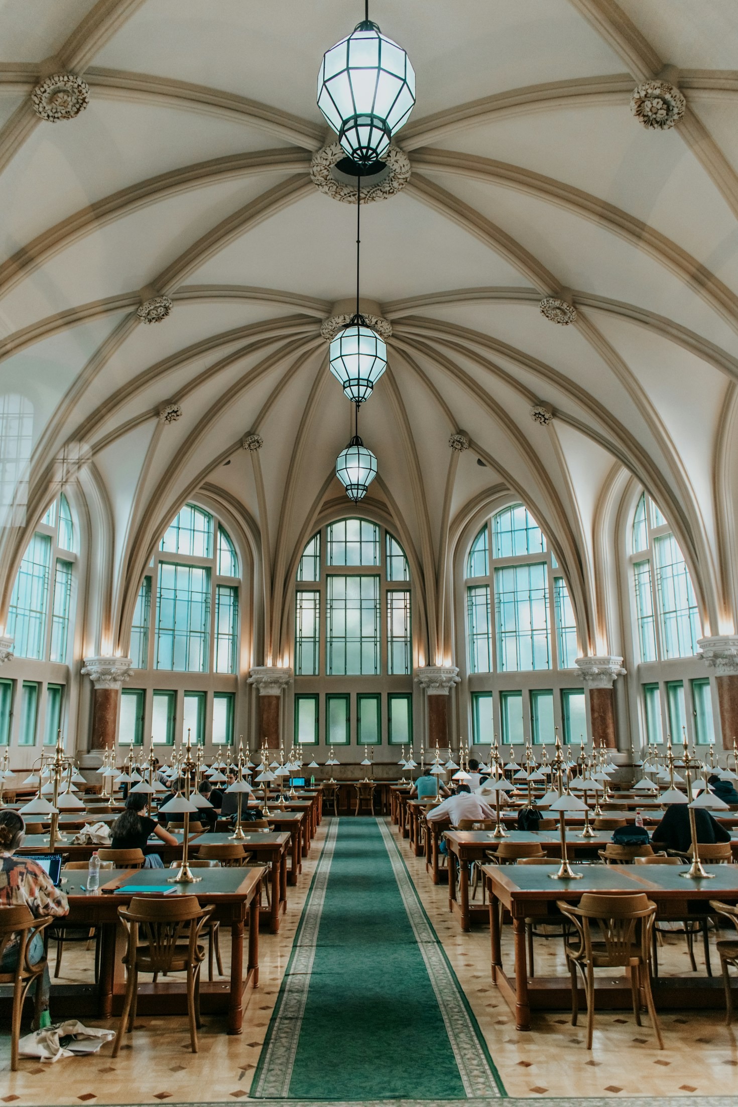 Wskazówki dotyczące przygotowania bibliografii i przypisów